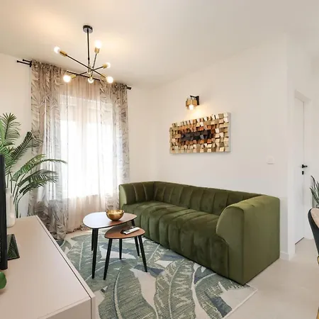 Luxury Bokan *